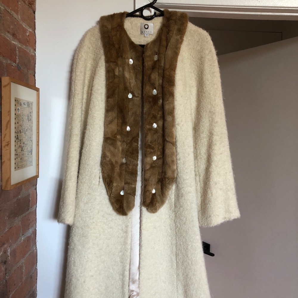 Beautiful long wool Mayle coat